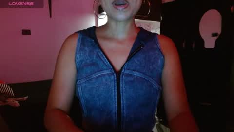 Snapshot of seductress_malia chatting on 07/25/26, 02:36 seductress_malia online show from 07/25/26, 02:36
