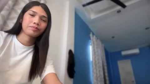 sara online show from 10/13/25, 12:21