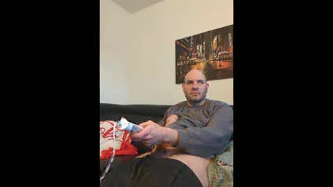 Sebastian online show from 03/10/26, 06:07