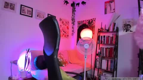 Snapshot of segismunda chatting on 05/07/26, 01:11 Luciana online show from 05/07/26, 01:11