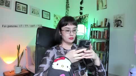 Snapshot of segismunda chatting on 05/27/26, 01:57 Luciana online show from 05/27/26, 01:57