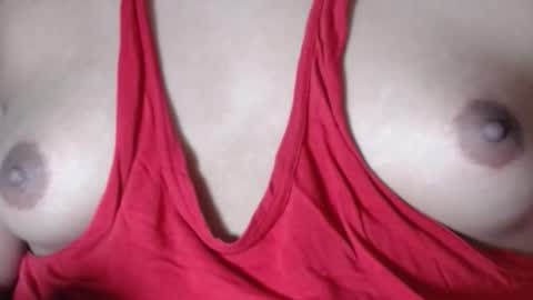 Snapshot of selda_ chatting on 09/17/25, 12:29 Selda online show from 09/17/25, 12:29