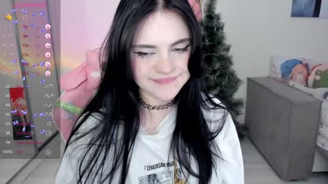 Selena  online show from 12/30/24, 08:32