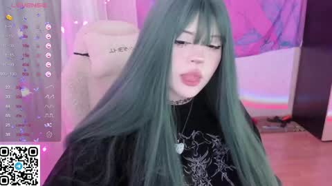 Selena  online show from 05/13/26, 06:11