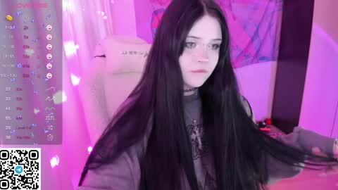 Selena  online show from 05/29/26, 04:05