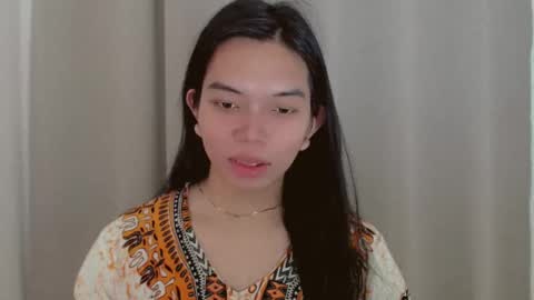 Selena online show from 12/02/24, 11:51