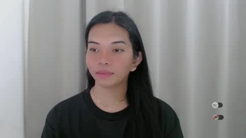 Selena online show from 01/04/25, 09:00