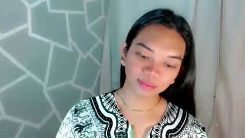 Selena online show from 04/21/26, 01:07