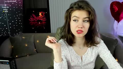 Selena online show from 03/03/25, 04:03