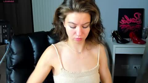 Selena online show from 10/13/25, 12:54