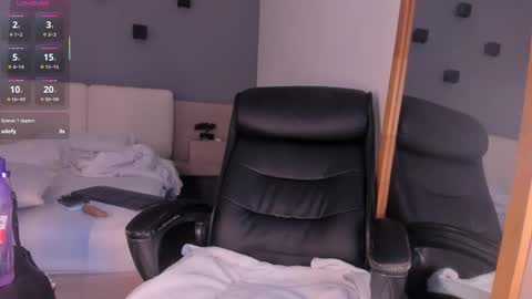 Selena online show from 11/10/25, 05:06