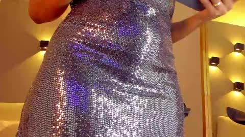 Selena online show from 04/03/26, 10:13