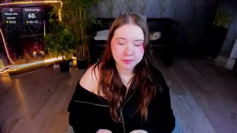 Selena online show from 03/07/26, 01:41