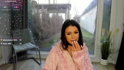 Selena online show from 01/10/25, 10:06