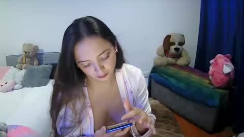 selena shadow online show from 12/04/24, 04:32