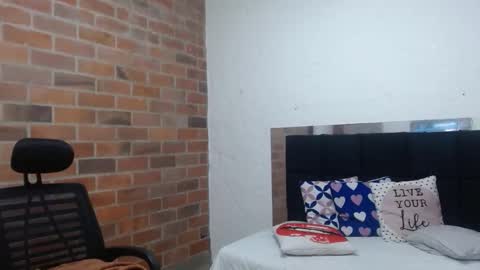 Selena online show from 02/25/26, 03:27