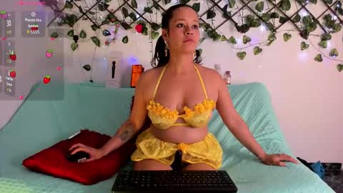 Selena  online show from 10/21/25, 05:35