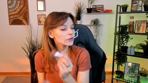 Selena ntmy online show from 01/20/25, 10:29