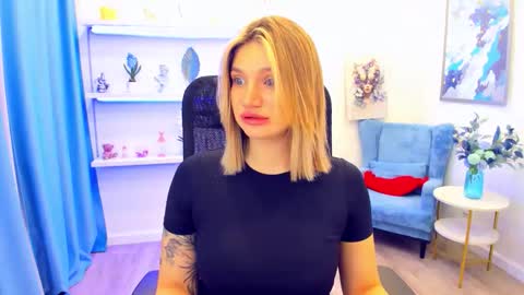 Snapshot of selenaemoore chatting on 05/16/26, 06:50 selenaemoore online show from 05/16/26, 06:50