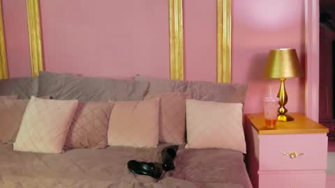 Snapshot of selenasims chatting on 10/27/25, 11:52 SelenaSin online show from 10/27/25, 11:52