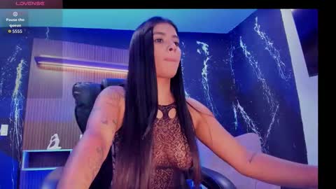 Snapshot of selenastonne chatting on 09/10/25, 10:43 selenastonne online show from 09/10/25, 10:43