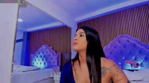 Snapshot of selenastonne chatting on 09/16/25, 08:43 selenastonne online show from 09/16/25, 08:43