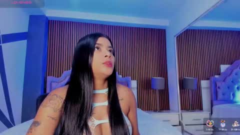 Snapshot of selenastonne chatting on 09/30/25, 08:25 selenastonne online show from 09/30/25, 08:25