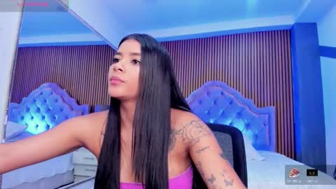 Snapshot of selenastonne chatting on 10/23/25, 08:29 selenastonne online show from 10/23/25, 08:29