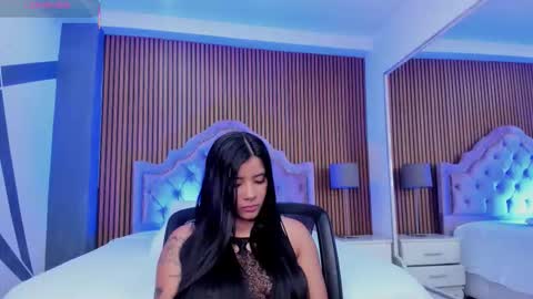 Snapshot of selenastonne chatting on 10/27/25, 08:46 selenastonne online show from 10/27/25, 08:46