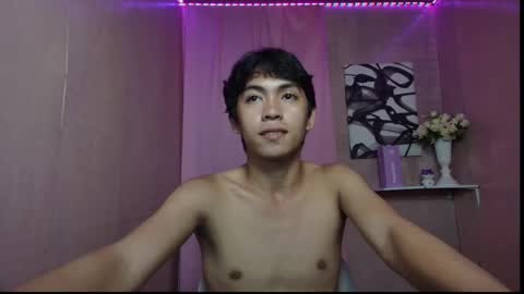 Snapshot of selene_0417 chatting on 10/18/25, 08:04 Aprilane online show from 10/18/25, 08:04