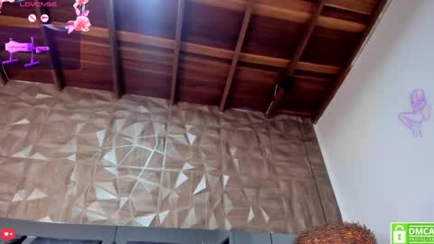 selene__lopez_ online show from 04/21/26, 01:42