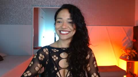 Snapshot of selene_bubble chatting on 06/08/26, 02:06 Selene online show from 06/08/26, 02:06
