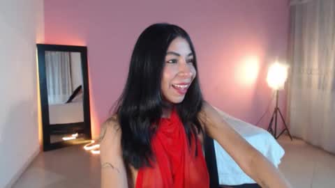 Snapshot of selene_gils chatting on 04/26/26, 09:23 nathy online show from 04/26/26, 09:23