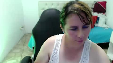 selene online show from 04/17/26, 01:47