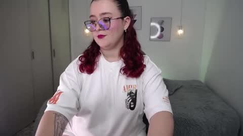 selene_rouse_ online show from 04/01/26, 11:02