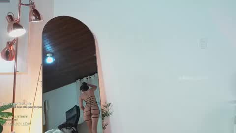  Sel Your Little butterfly  online show from 11/15/25, 01:58