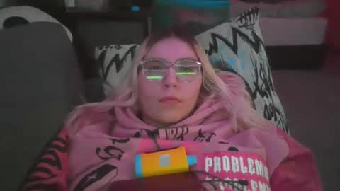 Selene online show from 12/26/24, 09:58