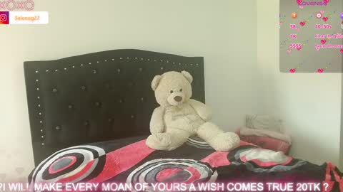 Snapshot of seleneg chatting on 01/16/25, 08:46 Selene G online show from 01/16/25, 08:46