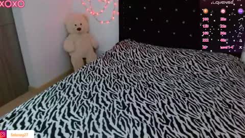 Snapshot of seleneg chatting on 09/10/25, 04:12 Selene G online show from 09/10/25, 04:12