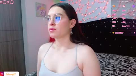 Snapshot of seleneg chatting on 09/15/25, 04:45 Selene G online show from 09/15/25, 04:45