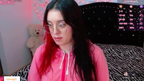 Snapshot of seleneg chatting on 09/20/25, 06:14 Selene G online show from 09/20/25, 06:14