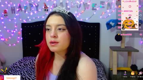 Snapshot of seleneg chatting on 10/17/25, 03:10 Selene G online show from 10/17/25, 03:10