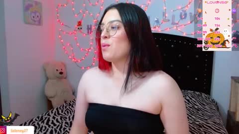 Snapshot of seleneg chatting on 10/24/25, 02:52 Selene G online show from 10/24/25, 02:52