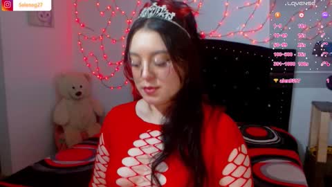 Snapshot of seleneg chatting on 11/07/25, 11:16 Selene G online show from 11/07/25, 11:16