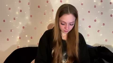 Kylie online show from 07/18/26, 09:24