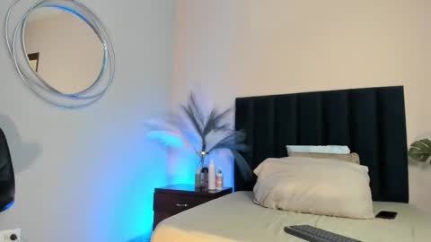 Selene Lujan online show from 03/18/26, 11:46