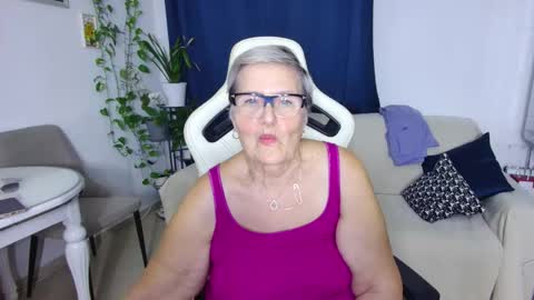 Selenna online show from 02/13/26, 06:37