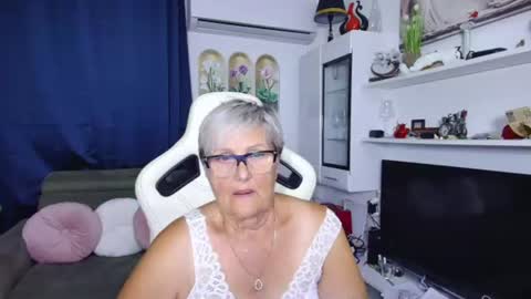 Selenna online show from 07/29/26, 05:33