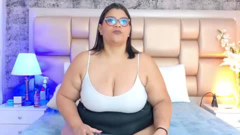 Selenna Cooper online show from 07/21/26, 12:07