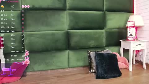 Selen online show from 09/26/25, 04:05